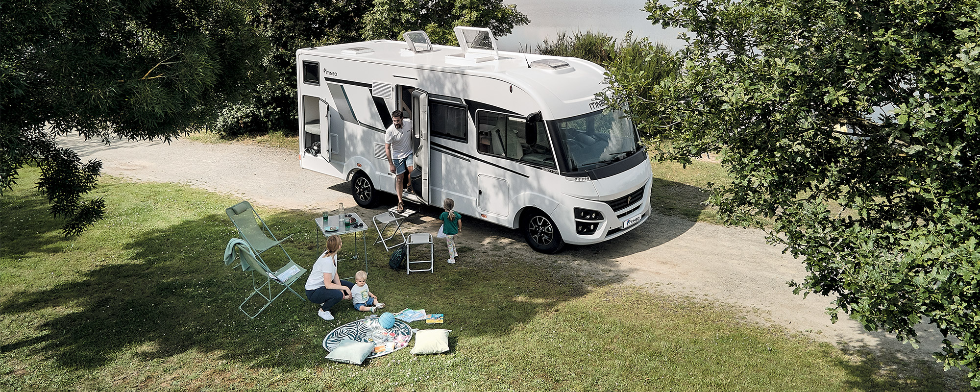 itineo-camping-car-famili