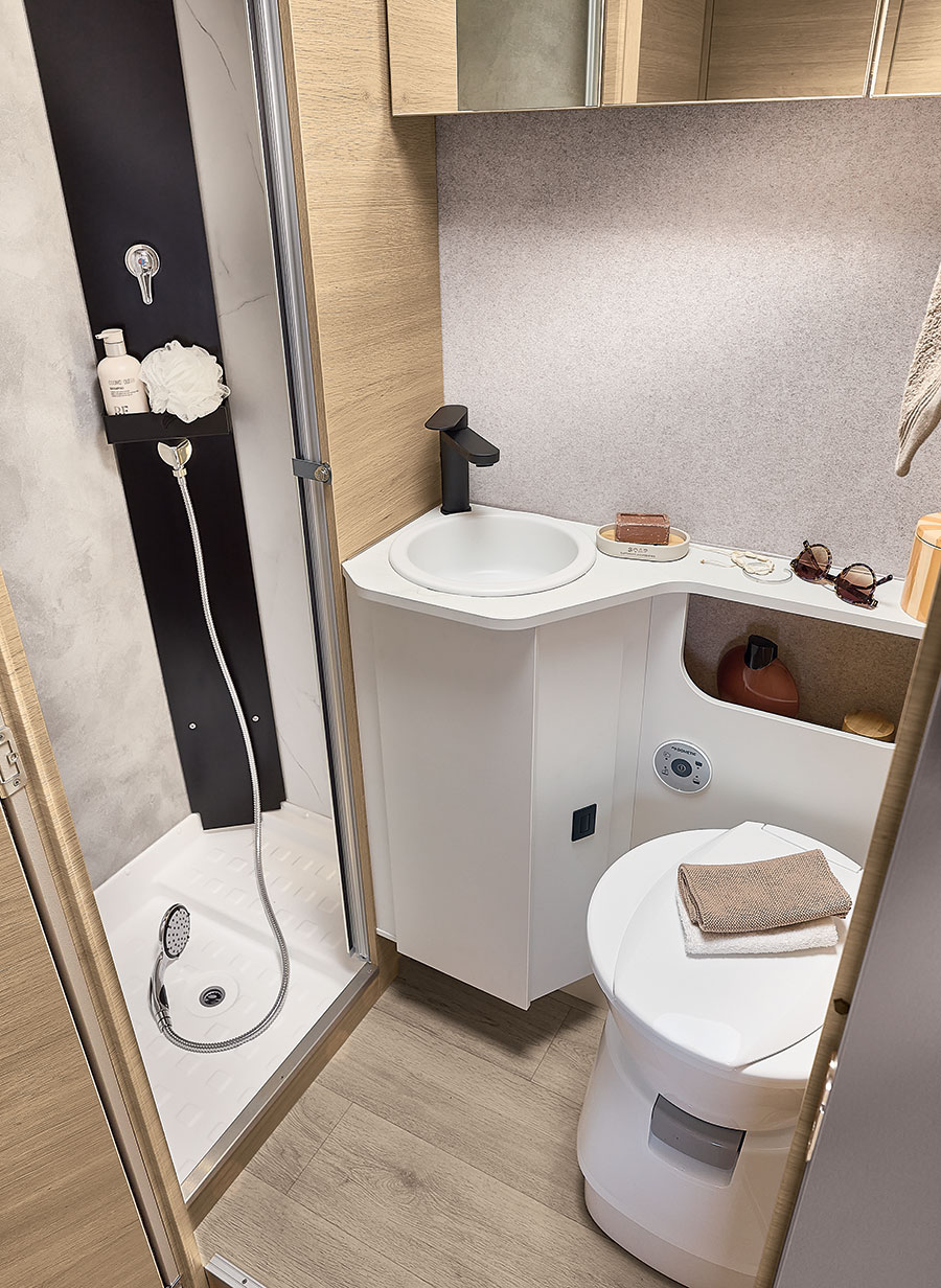 Salle d'eau et WC camping-car int�gral SBD700 ITINEO